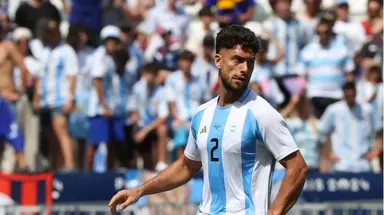 Botafogo 'esquece' Di Cesare e mira contratação de zagueiro em Portugal; conheça o jogador Botafogo 'esquece' Di Cesare e mira contratação de zagueiro em Portugal; conheça o jogador