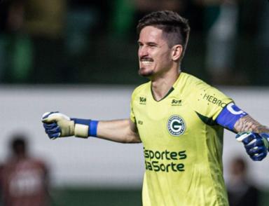 Botafogo avança por Tadeu e adota 'estratégia ousada' para carimbar a contratação Botafogo avança por Tadeu e adota 'estratégia ousada' para carimbar a contratação