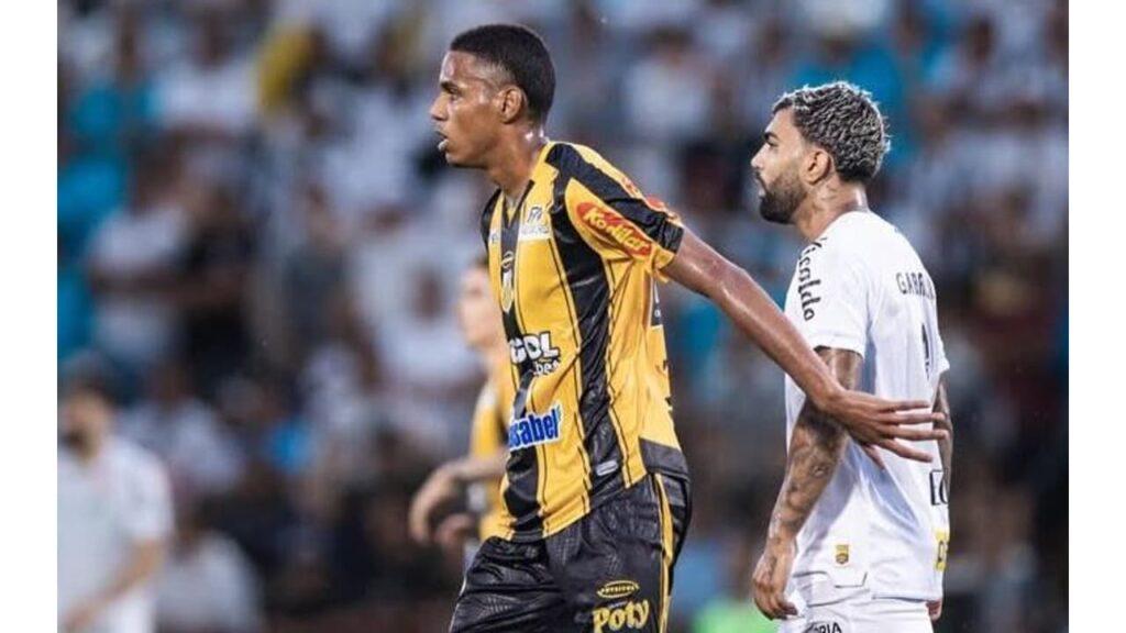 Reviravolta: Dantas se afasta do Fluminense e pode fechar com o Botafogo; veja o que falta