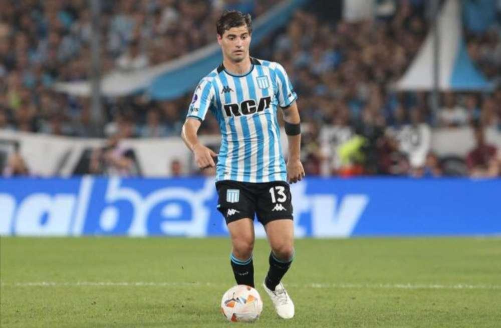 Vai fechar? Santiago Sosa pode vestir preto e branco no 2° semestre