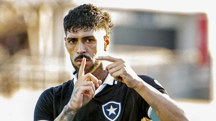 Botafogo terá reencontro explosivo com Barboza no Nilton Santos