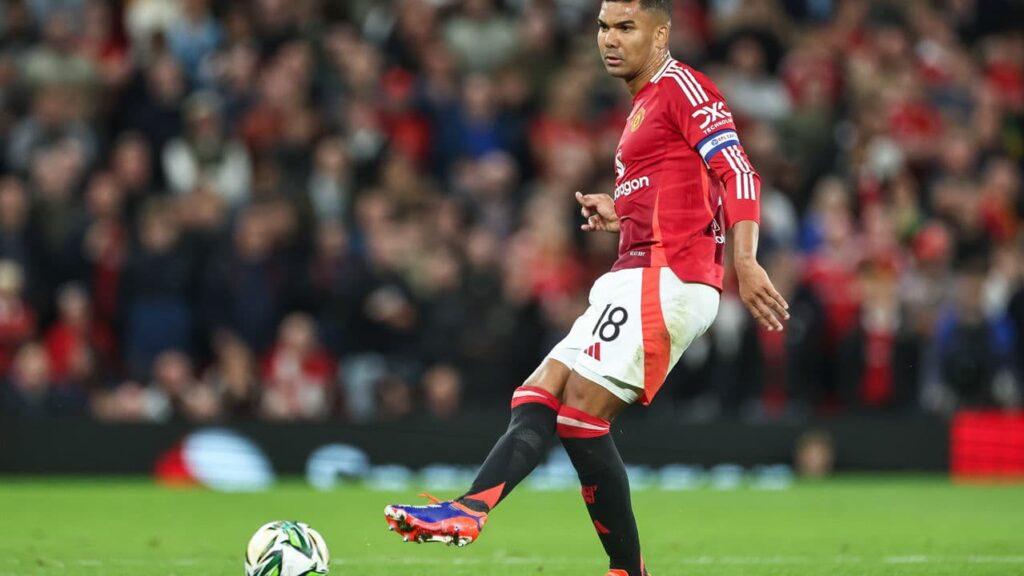 Manchester United define titular do Botafogo como substituto de Casemiro