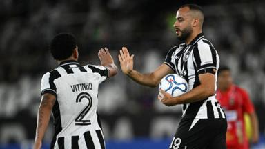 Botafogo toma decisão importante sobre amistosos de julho Botafogo toma decisão importante sobre amistosos de julho