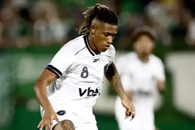 Gigantes europeus entram na briga por craque do Botafogo Gigantes europeus entram na briga por craque do Botafogo