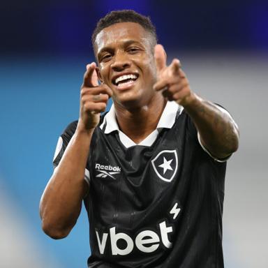 Gigante inglês abre conversas por Danilo e Botafogo avalia negócio Gigante inglês abre conversas por Danilo e Botafogo avalia negócio