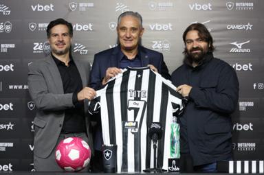 Lédio Carmona aponta principal problema que Tite precisa resolver no Botafogo Lédio Carmona aponta principal problema que Tite precisa resolver no Botafogo