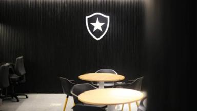 Botafogo tem R$ 35 milhões previstos, mas SAF enfrenta obstáculo Botafogo tem R$ 35 milhões previstos, mas SAF enfrenta obstáculo